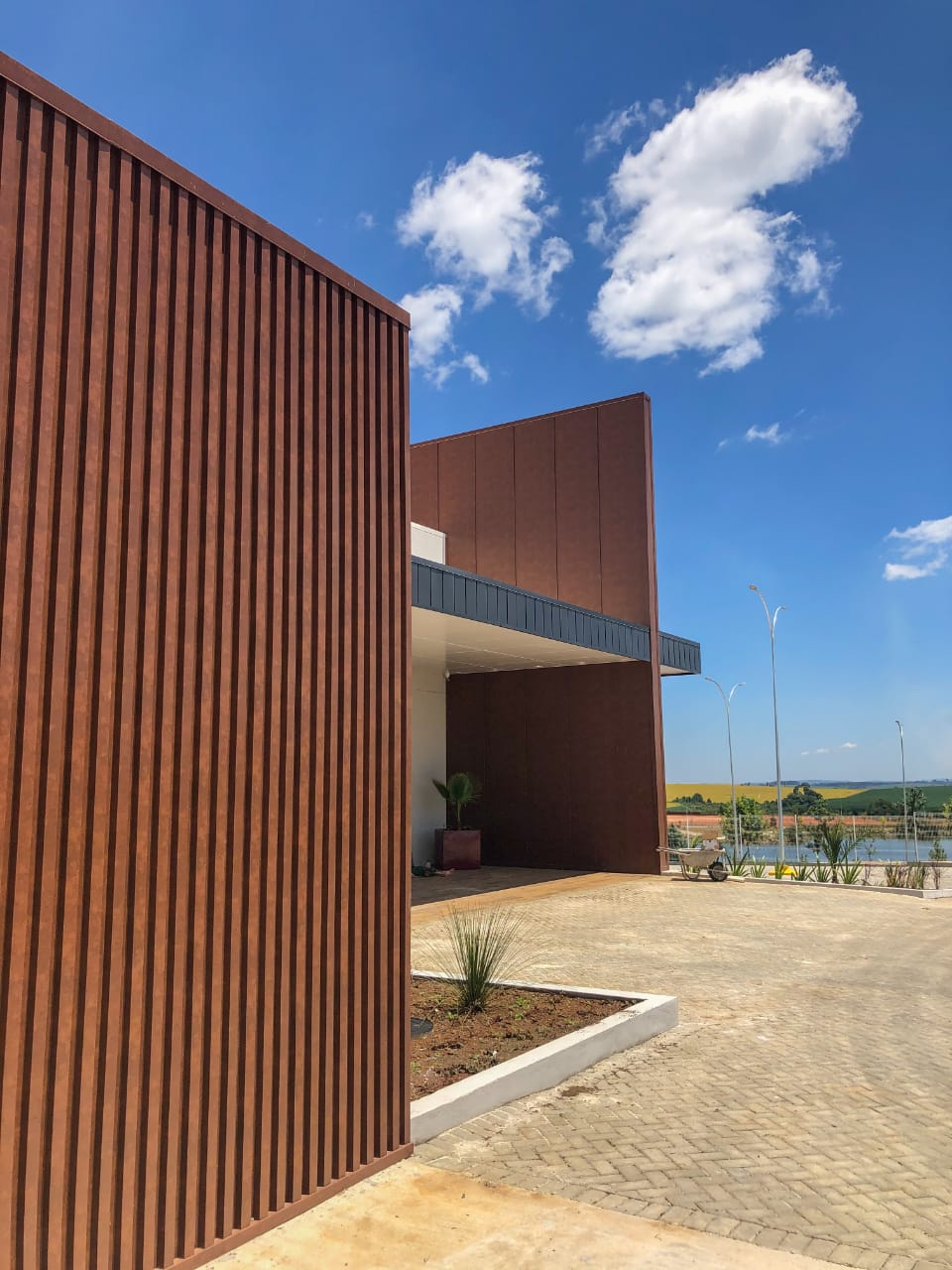 Kit Ripado Infinity Wall Lystra CORTEN — 10 peças de 3,00m (4,20 m²)